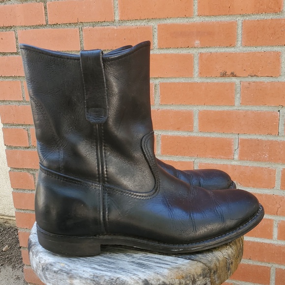 Vintage Red Wings 9\